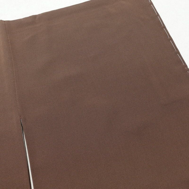 色留袖 落款入り しつけ糸付き 金駒刺繍 一つ紋付き 正絹 人物・動物柄 袷仕立て 身丈156cm 裄丈64.5cm 箔 刺繍 共八掛 茶_画像15