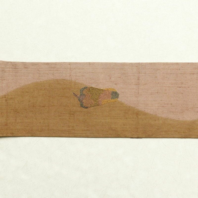 名古屋帯 太鼓柄 良品 スワトウ刺繍 相良刺繍 正絹 その他の柄 名古屋仕立て 黄・黄土色_画像13