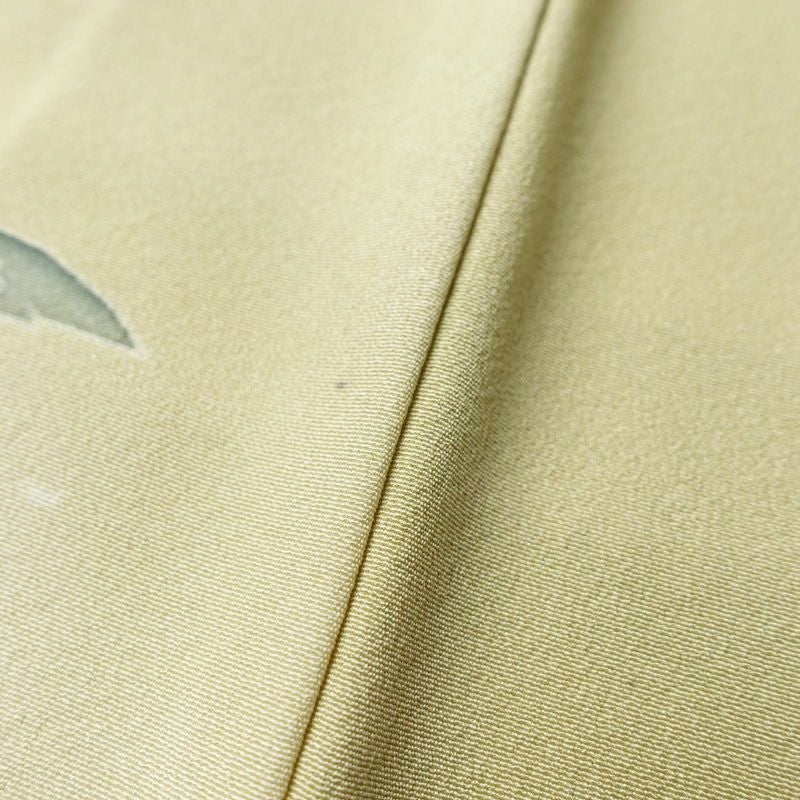 色留袖 落款入り 作家物 縮緬 一つ紋付き 正絹 風景柄 袷仕立て 身丈158cm 裄丈65.5cm 共八掛 フォーマル 着物 緑・うぐいす色_画像6