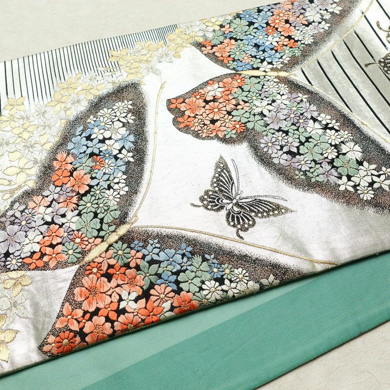 袋帯 六通柄 振袖用 正絹 蝶・昆虫柄 金・銀_画像14