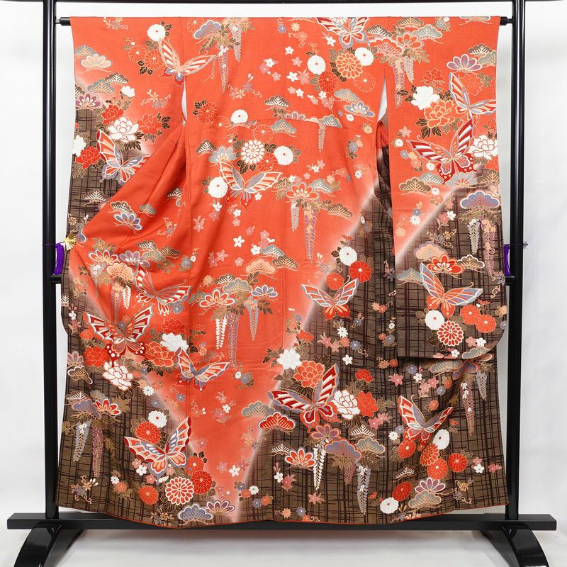 振袖 長襦袢セット 良品 金駒刺繍 正絹 古典柄 蝶 金彩 袷仕立て 身丈