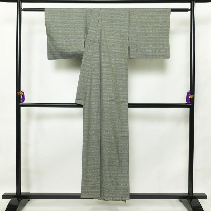 紬 アンティーク風 正絹 縞柄・線柄 袷仕立て 身丈152cm 裄丈64.5cm 緑・うぐいす色_画像2