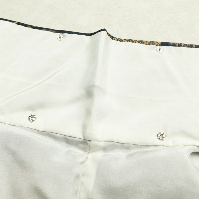 小紋 良品 正絹 古典柄 袷仕立て 身丈153cm 裄丈64cm 一部しつけ糸付き 雪輪 青・紺_画像19