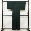 色無地 良品 しつけ糸付き 一つ紋付き 正絹 古典柄 袷仕立て 身丈155.5cm 裄丈64cm 着物 緑・うぐいす色_画像2