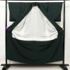 色無地 良品 しつけ糸付き 一つ紋付き 正絹 古典柄 袷仕立て 身丈155.5cm 裄丈64cm 着物 緑・うぐいす色_画像3