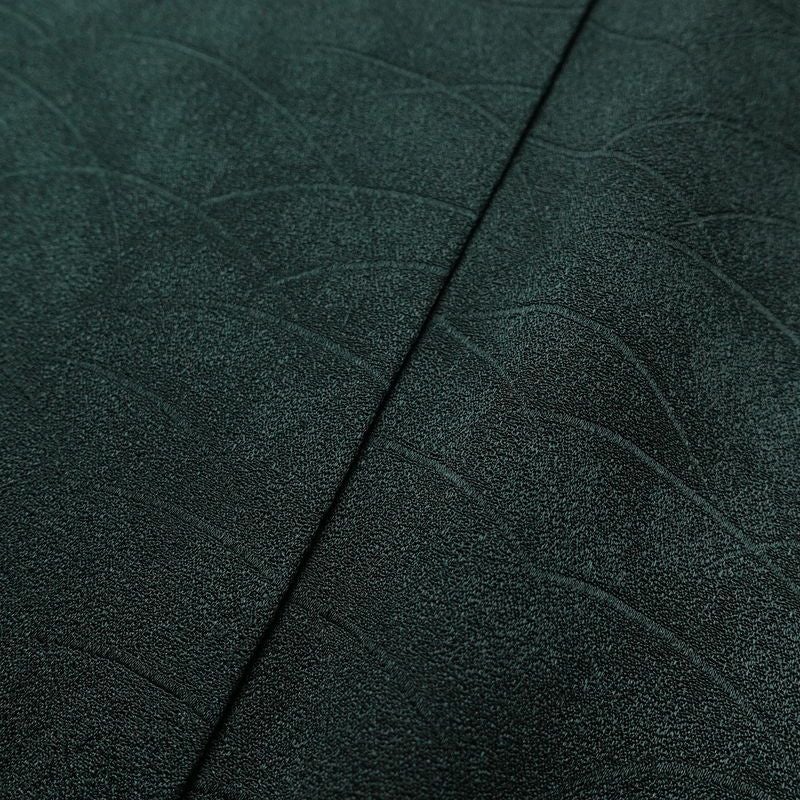 色無地 良品 しつけ糸付き 一つ紋付き 正絹 古典柄 袷仕立て 身丈155.5cm 裄丈64cm 着物 緑・うぐいす色_画像7