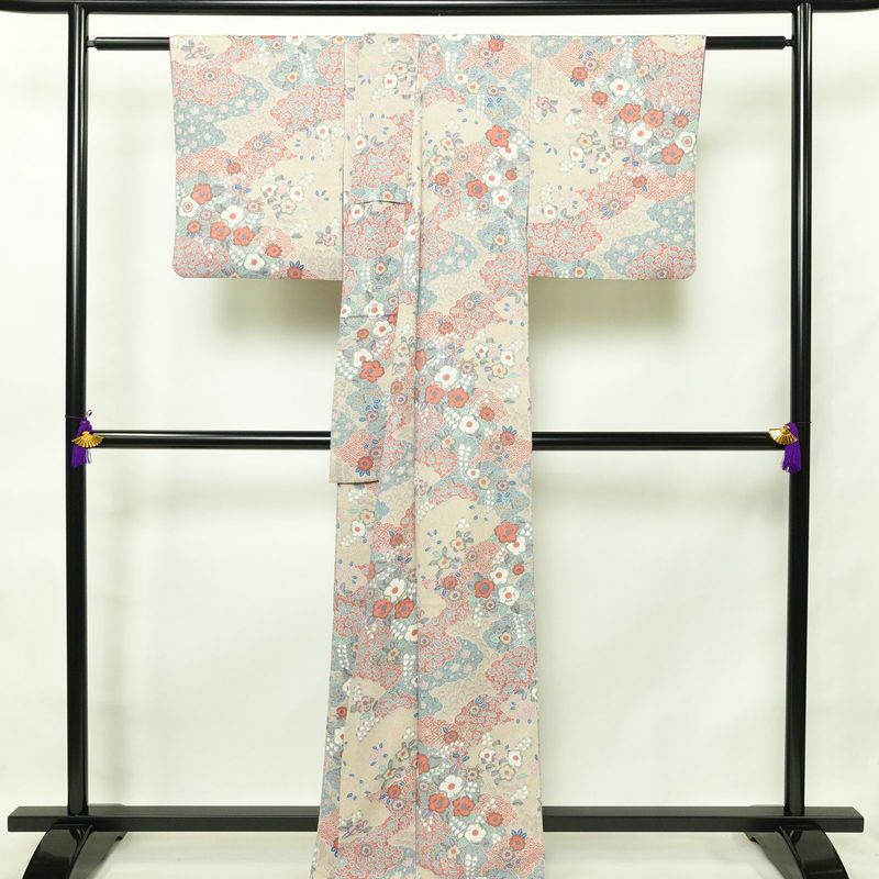 小紋 良品 総柄 正絹 花柄 袷仕立て 身丈164.5cm 裄丈65cm ベージュ_画像2