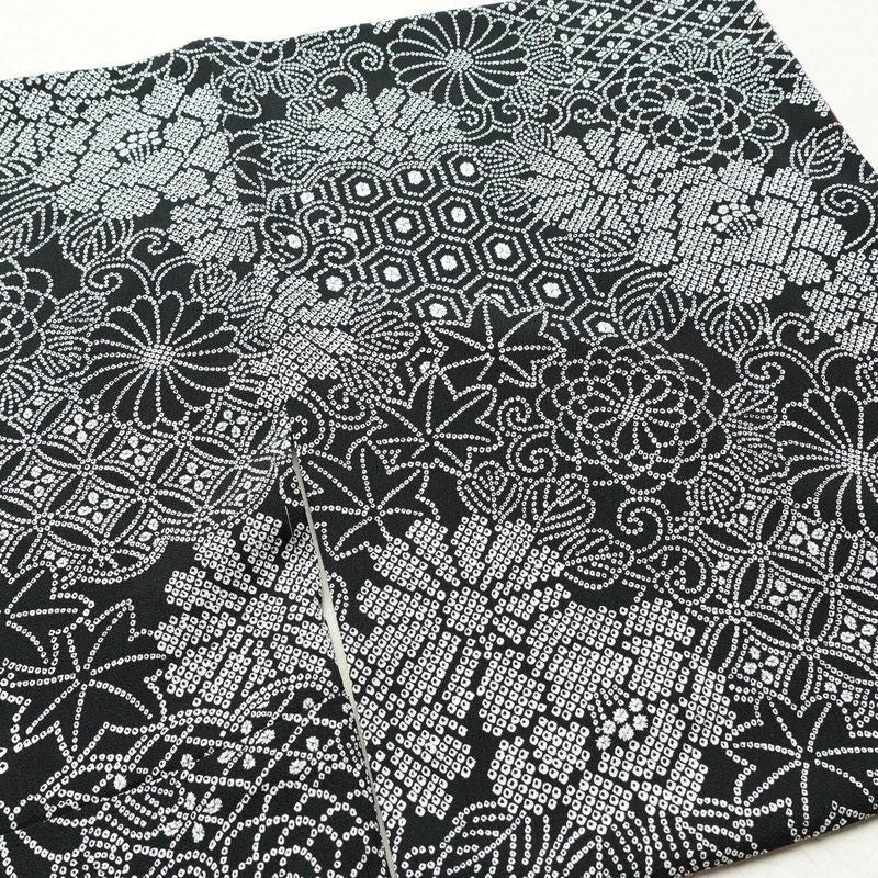 小紋 良品 縮緬 絞り風 ポリエステル 花柄 袷仕立て 身丈163cm 裄丈67cm 黒_画像11