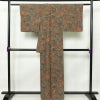 小紋 縮緬 総柄 正絹 幾何学柄・抽象柄 袷仕立て 身丈160.5cm 裄丈64.5cm 多色使い_画像2