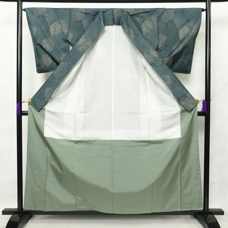 紬 良品 正絹 幾何学柄・抽象柄 袷仕立て 身丈160cm 裄丈65cm 一部しつけ糸付き 緑・うぐいす色_画像3