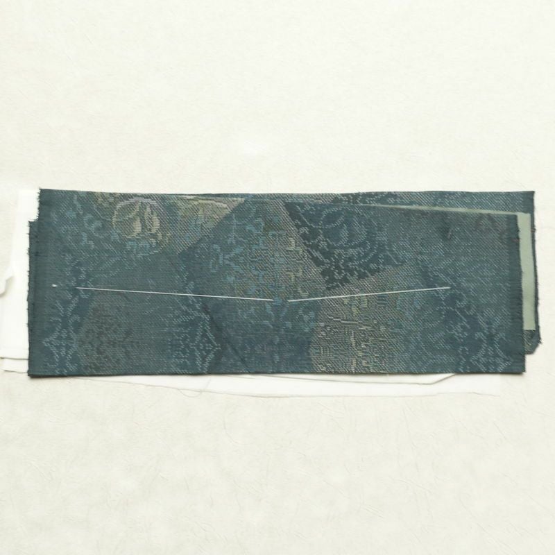 紬 良品 正絹 幾何学柄・抽象柄 袷仕立て 身丈160cm 裄丈65cm 一部しつけ糸付き 緑・うぐいす色_画像21