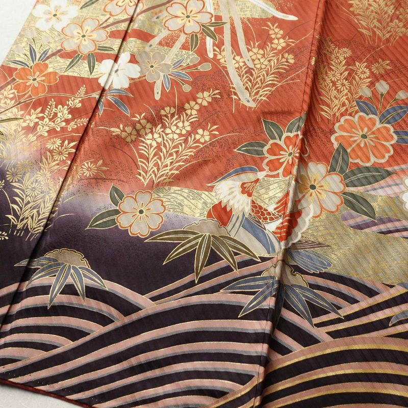 振袖 良品 金駒刺繍 正絹 古典柄 袷仕立て 身丈159cm 裄丈66cm 箔 金彩 成人式 二十歳 赤・朱_画像4