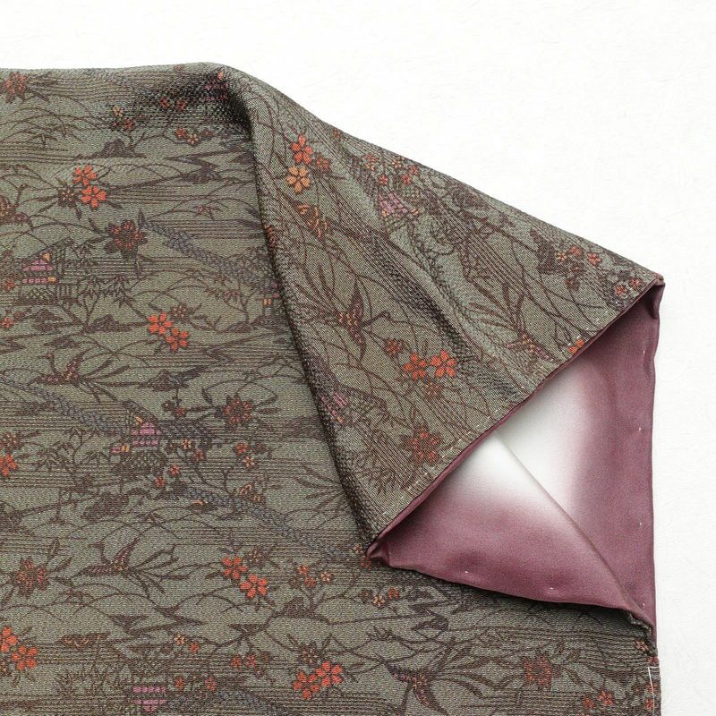 小紋 良品 落款入り 南部幸雄 二代目 縮緬 総柄 正絹 古典柄 袷仕立て 身丈154.5cm 裄丈63.5cm 一部しつけ糸付き 着物 緑・うぐいす色_画像11