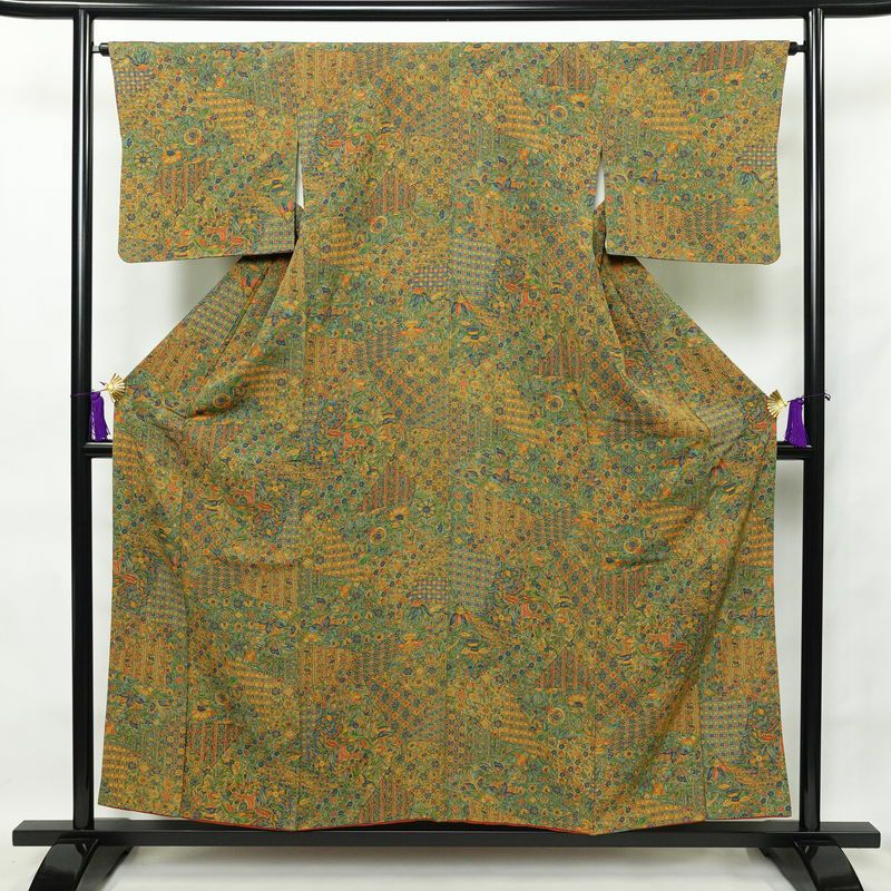 小紋 良品 正絹 古典柄 袷仕立て 身丈152cm 裄丈63.5cm 着物 多色使い