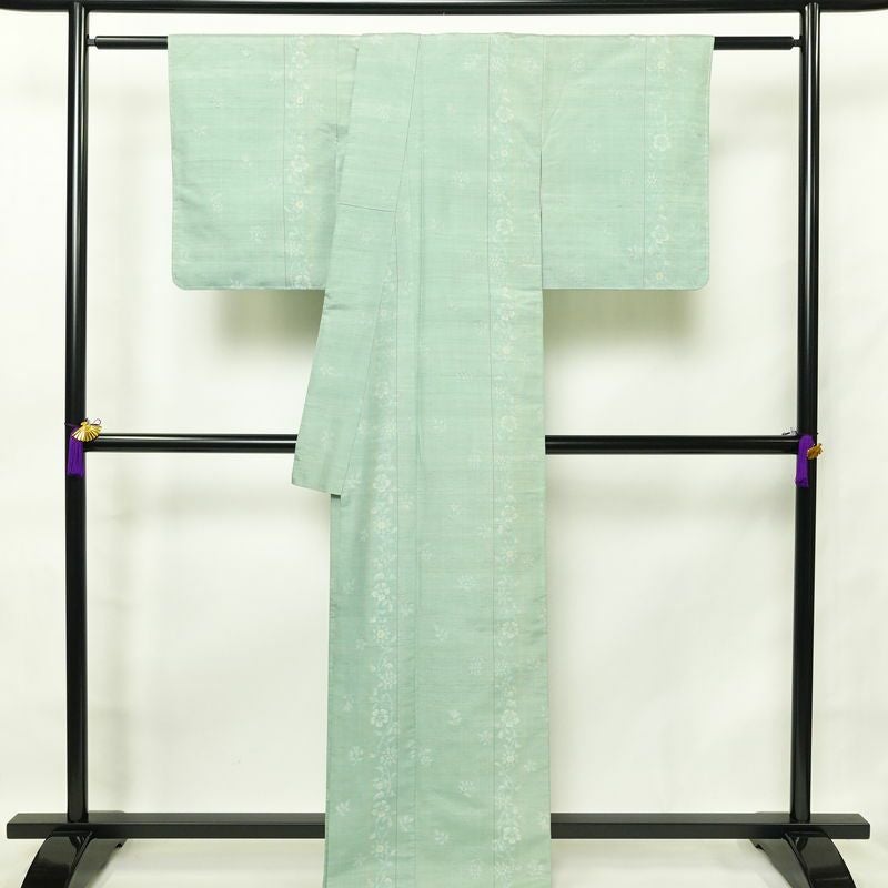 紬 しつけ糸付き 正絹 花柄 袷仕立て 身丈165cm 裄丈65.5cm 緑・うぐいす色_画像2