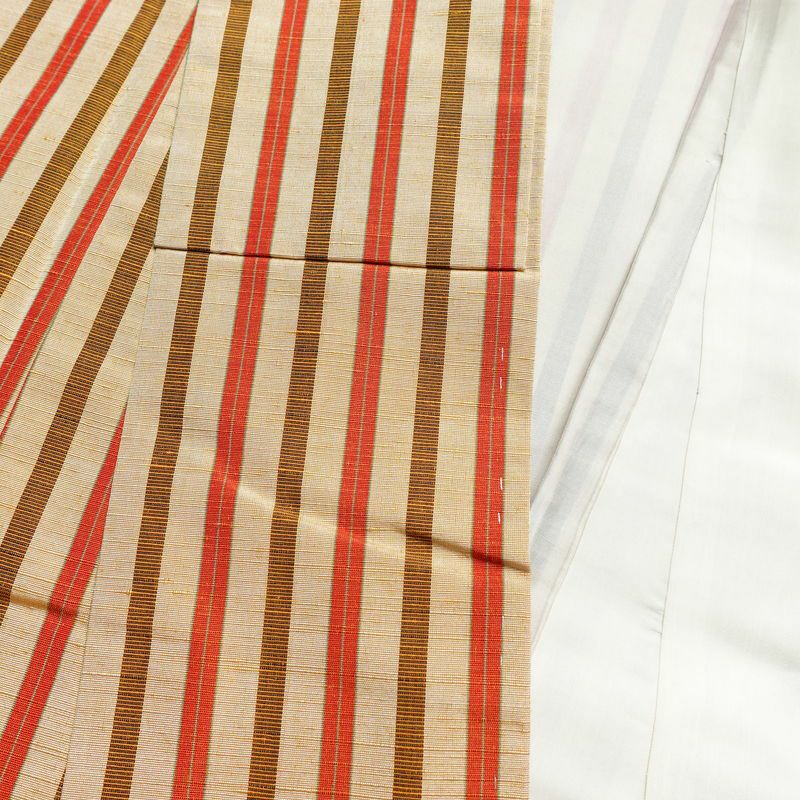 紬 しつけ糸付き 正絹 縞柄・線柄 袷仕立て 身丈155cm 裄丈63cm ベージュ_画像17