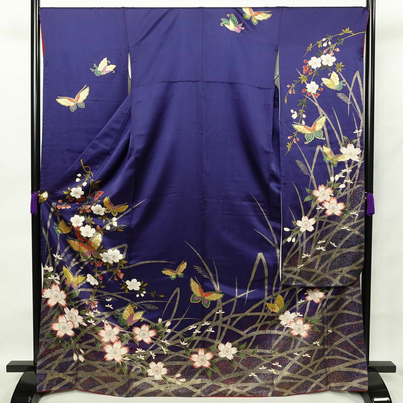 振袖 良品 金駒刺繍 正絹 古典柄 袷仕立て 身丈166.5cm 裄丈66.5cm