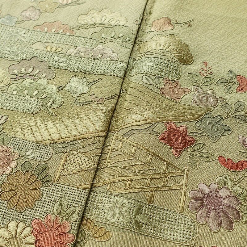 付け下げ 良品 スワトウ刺繍 正絹 古典柄 袷仕立て 身丈165.5cm 裄丈65.5cm 刺繍 緑・うぐいす色_画像6