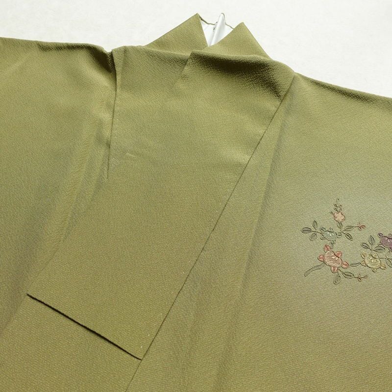 付け下げ 良品 スワトウ刺繍 正絹 古典柄 袷仕立て 身丈165.5cm 裄丈65.5cm 刺繍 緑・うぐいす色_画像17