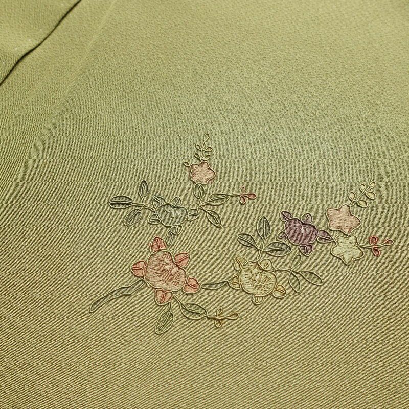 付け下げ 良品 スワトウ刺繍 正絹 古典柄 袷仕立て 身丈165.5cm 裄丈65.5cm 刺繍 緑・うぐいす色_画像18