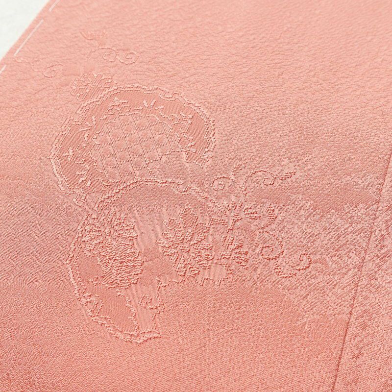 色無地 しつけ糸付き 一つ紋付き 正絹 古典柄 袷仕立て 身丈162cm 裄丈67cm ピンク_画像8