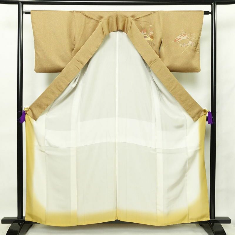 付け下げ 正絹 木の葉・植物柄 袷仕立て 身丈160cm 裄丈63.5cm 箔 金彩 黄・黄土色_画像3