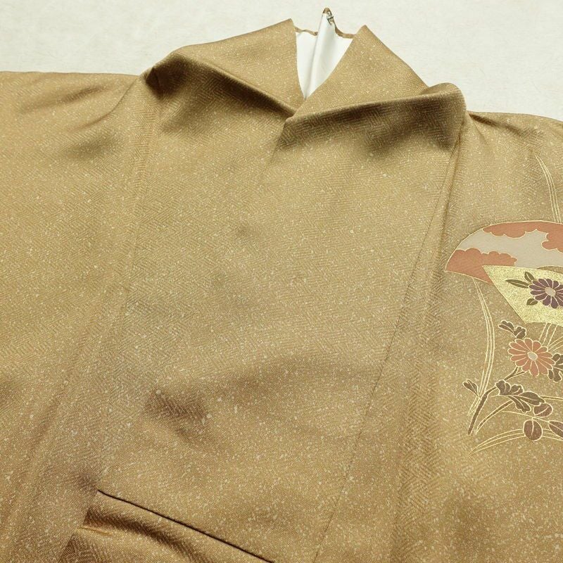付け下げ 正絹 木の葉・植物柄 袷仕立て 身丈160cm 裄丈63.5cm 箔 金彩 黄・黄土色_画像17