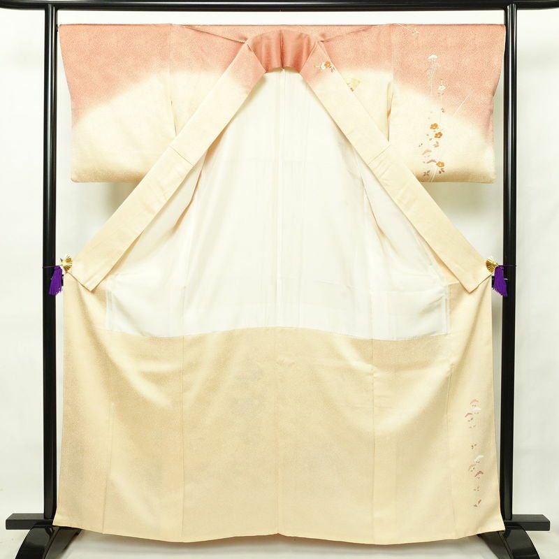 訪問着 金駒刺繍 正絹 古典柄 袷仕立て 身丈162cm 裄丈68.5cm 箔 金彩 ベージュ_画像3