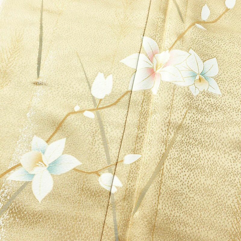 付け下げ 良品 しつけ糸付き 正絹 花柄 袷仕立て 身丈158.5cm 裄丈66.5cm 金彩 ベージュ_画像6