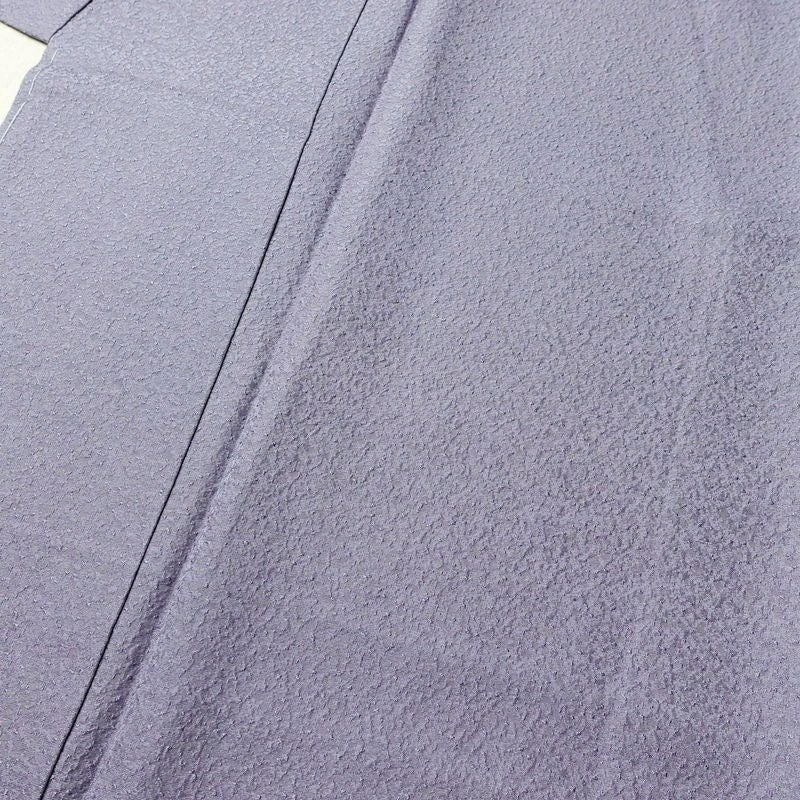 色無地 良品 しつけ糸付き 一つ紋付き 正絹 無地 袷仕立て 身丈162cm 裄丈66.5cm 紫・藤色_画像5