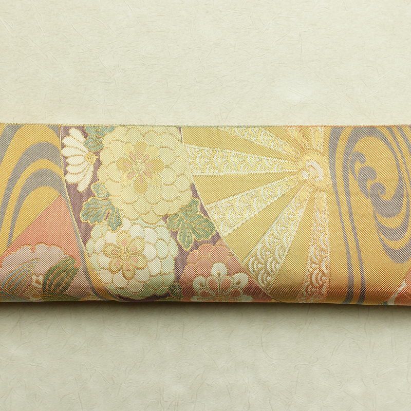 袋帯 全通柄 美品 フォーマル用 振袖用 正絹 古典柄 金通し フォーマル 扇面 流水 菊 七宝 帯 黄・黄土色_画像16