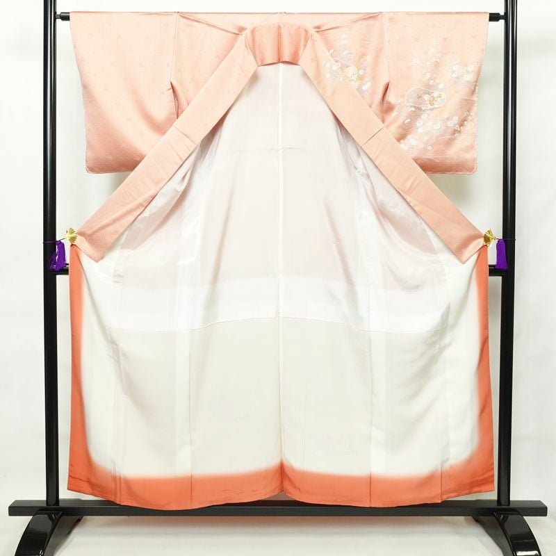 訪問着 しつけ糸付き 綸子 正絹 古典柄 袷仕立て 身丈156cm 裄丈64cm 箔 金彩 フォーマル 着物 ピンク_画像3