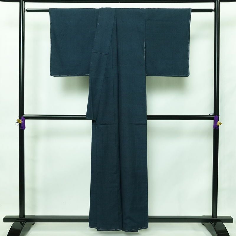 紬 しつけ糸付き 正絹 無地 袷仕立て 身丈157cm 裄丈63.5cm 青・紺_画像2