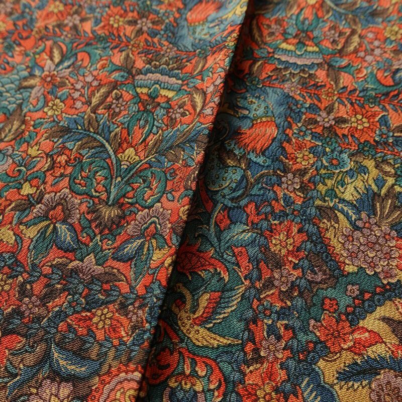 小紋 美品 しつけ糸付き 縮緬 総柄 正絹 幾何学柄・抽象柄 袷仕立て 身丈168cm 裄丈67cm 赤・朱_画像10