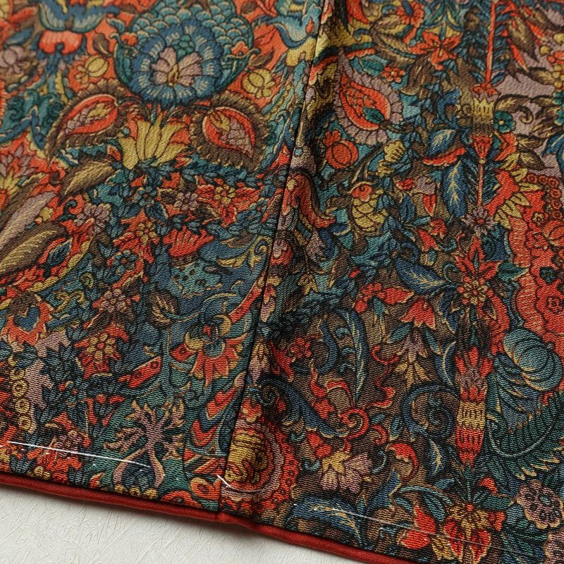 小紋 美品 しつけ糸付き 縮緬 総柄 正絹 幾何学柄・抽象柄 袷仕立て 身丈168cm 裄丈67cm 赤・朱_画像11