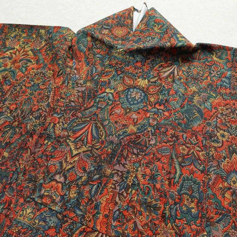 小紋 美品 しつけ糸付き 縮緬 総柄 正絹 幾何学柄・抽象柄 袷仕立て 身丈168cm 裄丈67cm 赤・朱_画像16