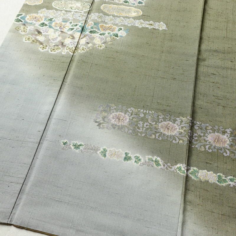 訪問着 良品 三猿 紬地 正絹 花柄 袷仕立て 身丈162.5cm 裄丈66cm 箔 一部しつけ糸付き 金彩 緑・うぐいす色_画像4