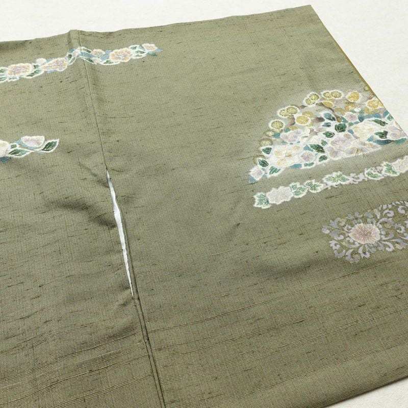 訪問着 良品 三猿 紬地 正絹 花柄 袷仕立て 身丈162.5cm 裄丈66cm 箔 一部しつけ糸付き 金彩 緑・うぐいす色_画像12