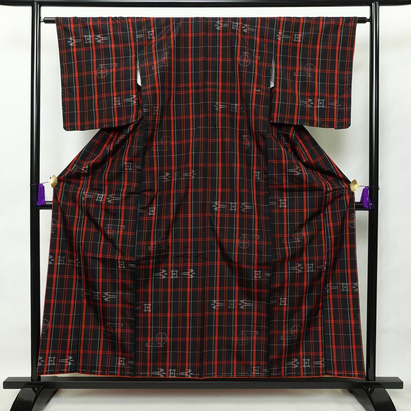 大島紬 良品 証紙なし しつけ糸付き 正絹 古典柄 袷仕立て 身丈159cm
