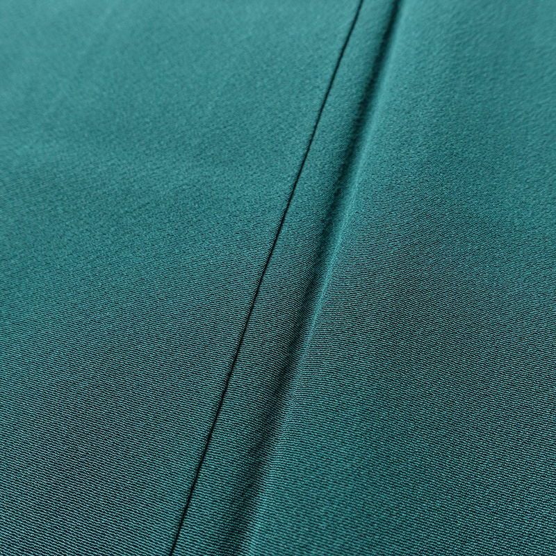 色無地 しつけ糸付き 縮緬 一つ紋付き 正絹 無地 袷仕立て 身丈163.5cm 裄丈66.5cm 共八掛 緑・うぐいす色_画像7