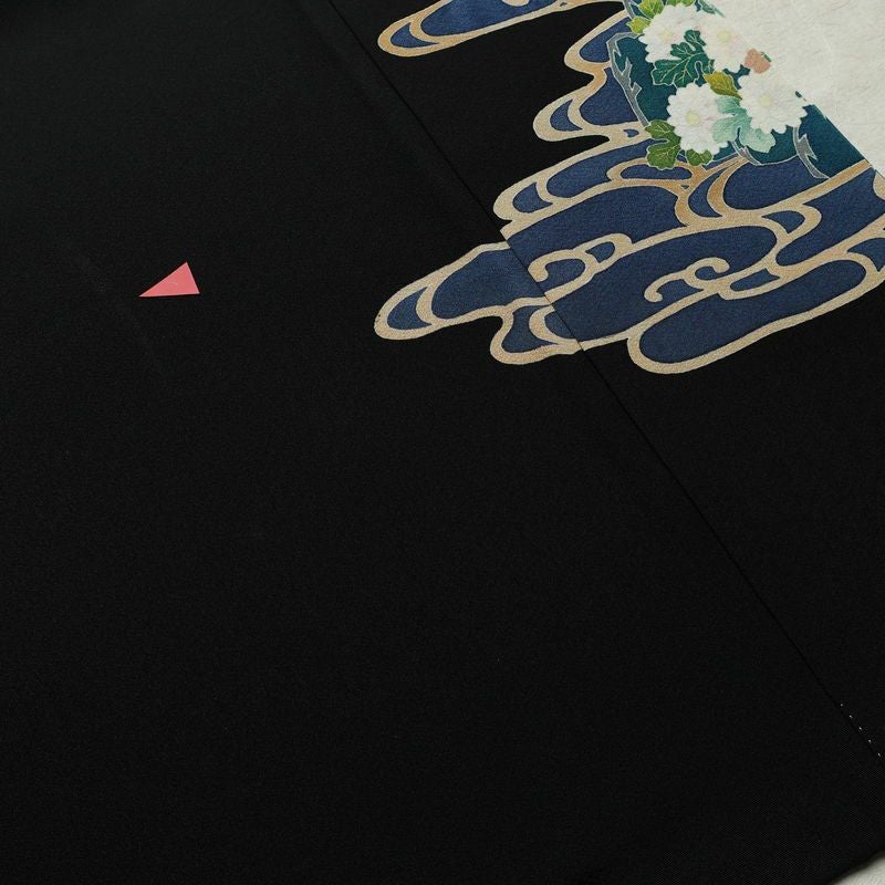 黒留袖 五つ紋付き 落款入り 縮緬 正絹 木の葉・植物柄 袷仕立て 身丈160cm 裄丈65cm 結婚式 フォーマル 黒_画像19