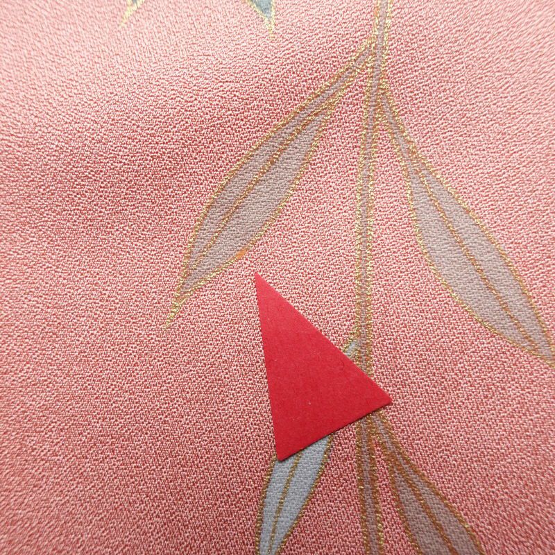 訪問着 正絹 古典柄 身丈163cm 裄丈65.5cm 箔 金彩 御所車 梅 松 菊 ピンク_画像16