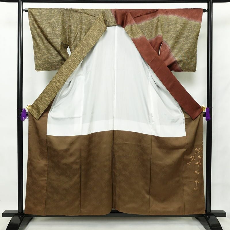 訪問着 良品 正絹 蝶・昆虫柄 袷仕立て 身丈157.5cm 裄丈65cm 箔 一部しつけ糸付き 茶_画像3