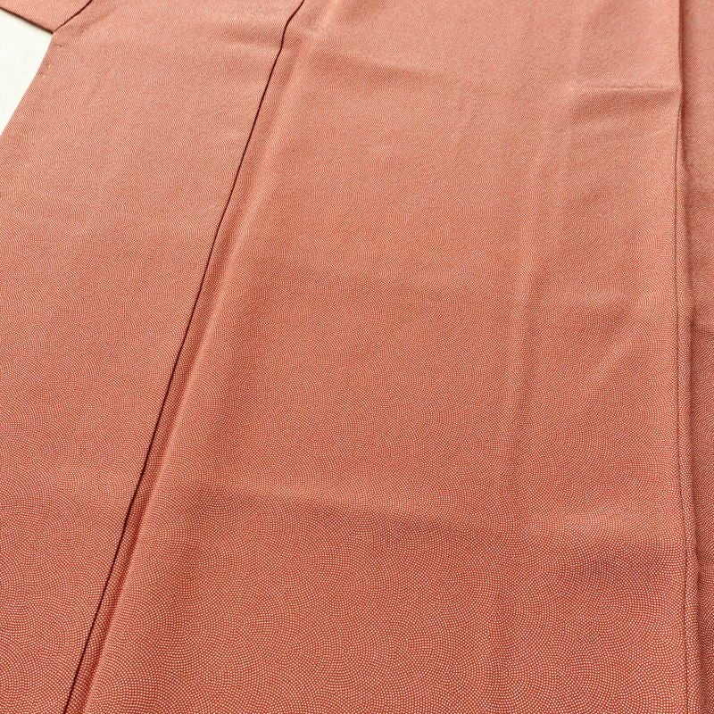 小紋 良品 鮫小紋 落款入り 縮緬 しつけ糸付き 正絹 古典柄 袷仕立て 身丈154.5cm 裄丈64cm 茶_画像5