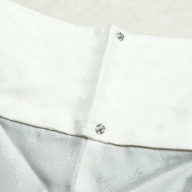 黒留袖 美品 五つ紋付き 桃山蒔絵 落款入り しつけ糸付き 縮緬 正絹 古典柄 袷仕立て 身丈170.5cm 裄丈70.5cm 箔 金彩 黒_画像20