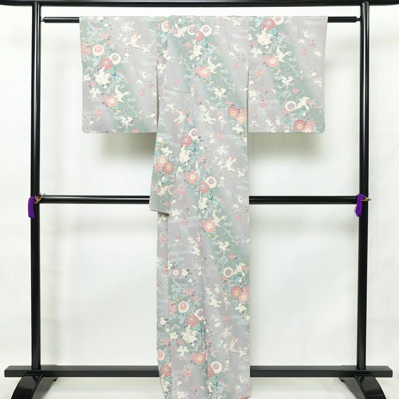 小紋 縮緬 正絹 袷仕立て 身丈161.5cm 裄丈65cm 金彩 多色使い_画像2