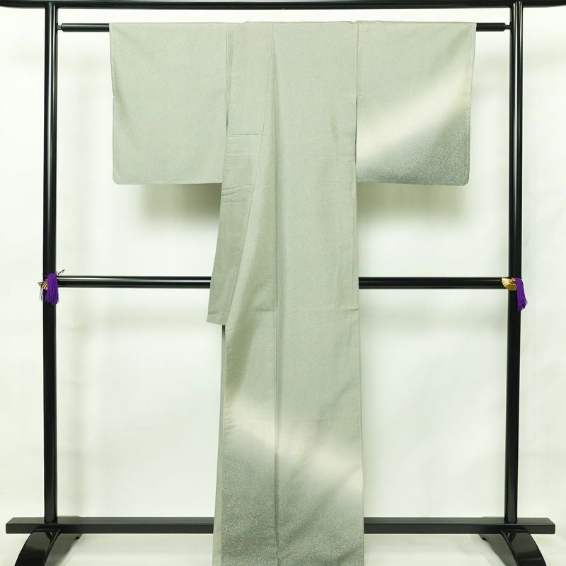 付け下げ 美品 しつけ糸付き 紬地 正絹 その他の柄 袷仕立て 身丈173.5cm 裄丈70cm 緑・うぐいす色_画像2