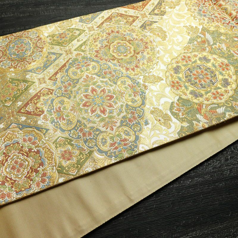 袋帯 西陣織 六通柄 良品 証紙あり フォーマル用 正絹 幾何学柄・抽象柄 箔 金糸 帯 クリーム_画像9