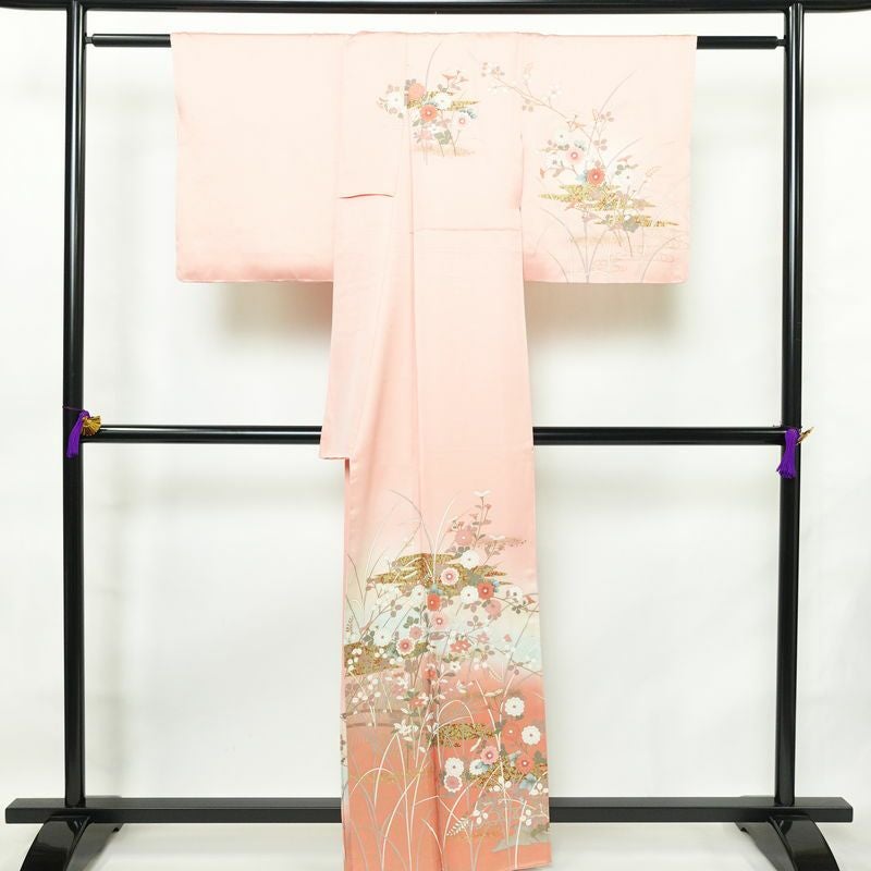 訪問着 正絹 木の葉・植物柄 袷仕立て 身丈161cm 裄丈66.5cm 箔 一部しつけ糸付き 金彩 ピンク_画像2