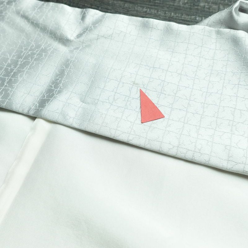 訪問着 綸子 正絹 木の葉・植物柄 袷仕立て 身丈163cm 裄丈67cm 刺繍 フォーマル ぼかし 菊 桜 紅葉 着物 共八掛 青・紺_画像18